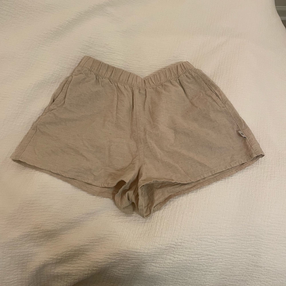 Linen shorts